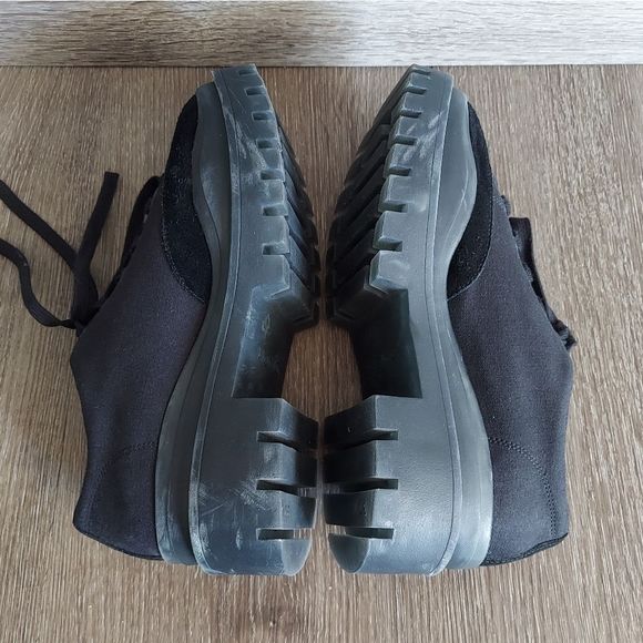 Vionic Black Chunky Sole Sneakers - Picture 7 of 10